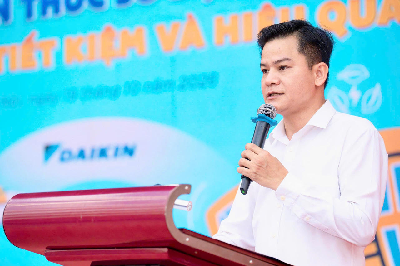 Ông&nbsp;Nguyễn Ngọc Phúc - Phó Hiệu trưởng phát biểu