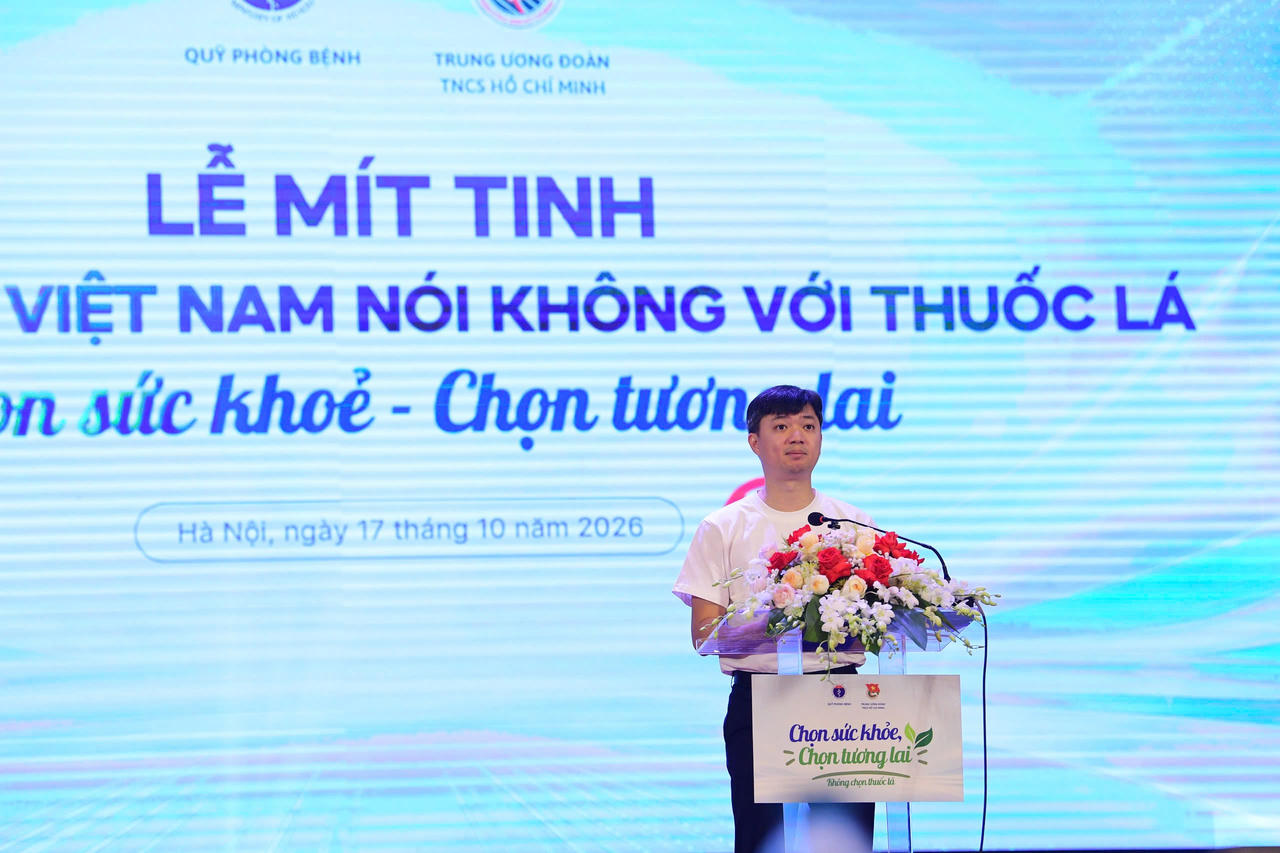 Đồng chí Nguyễn Minh Triết, Ủy viên dự khuyết Ban Chấp hành Trung ương Đảng, Bí thư Thường trực BCH Trung ương Đoàn phát biểu khai mạc chương trình.