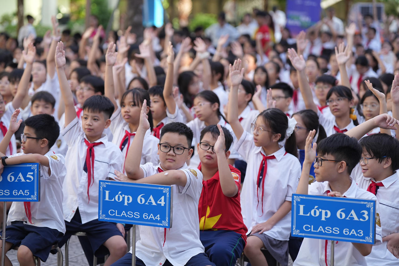 Chương trình "Teen Safety School Tour 2026 - An toàn số cho em" chính thức khởi động tại Trường THCS Nam Từ Liêm (Hà Nội). (Ảnh: NCA)