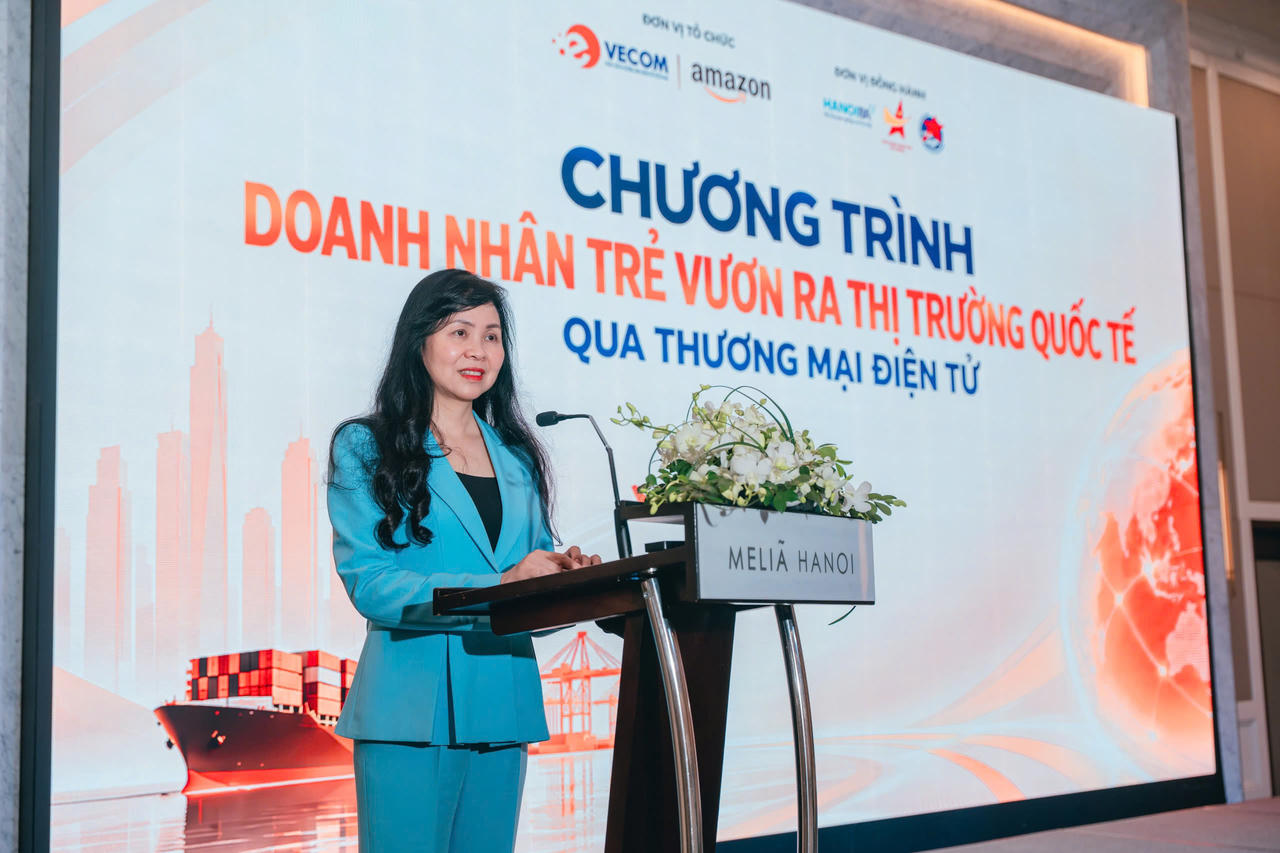 TS.Lê Hoàng Oanh, Cục trưởng Cục Thương mại điện tử và Kinh tế số, Bộ Công Thương