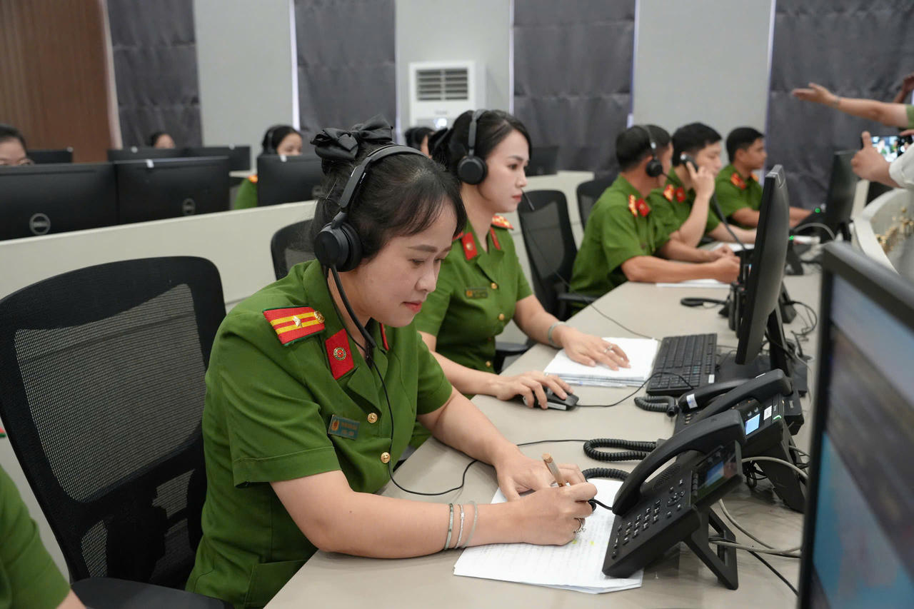 Công an TP Hồ Chí Minh ra mắt Tổ tiếp nhận, xử lý thông tin khẩn cấp