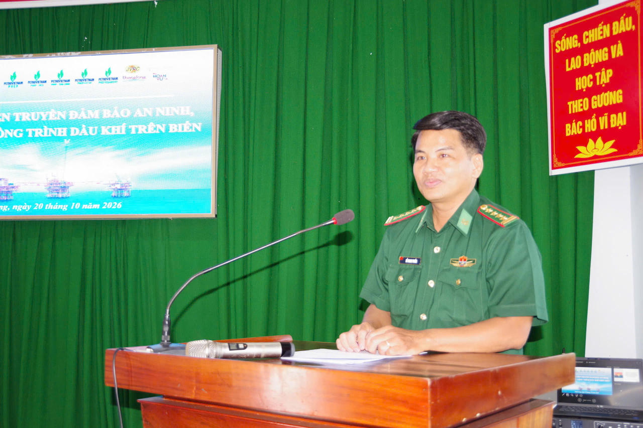 Đại tá Đỗ Thanh Thuần - Phó Chỉ huy trưởng kiêm Tham mưu trưởng Ban Chỉ huy BĐBP tỉnh Vĩnh Long. Ảnh: Trần Giỏi