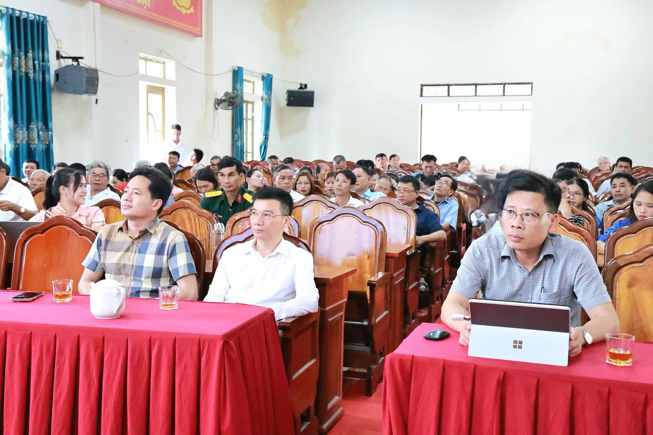 Xã Đồng Lộc phối hợp với Sở VH, TT và DL Hà Tĩnh tổ chức tập huấn nâng cao năng lực cho đội ngũ cán bộ làm công tác thông tin cơ sở trên địa bàn xã. (Ảnh: PV)