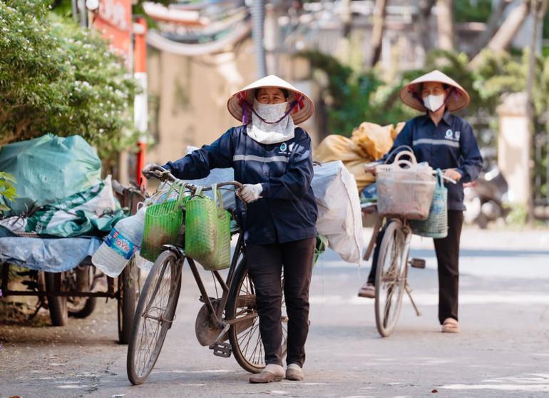 Qua nhiều thập kỷ, hoạt động thu gom, mua bán phế liệu ấy cũng góp phần hình thành mạng lưới thu hồi tài nguyên mà nền kinh tế tuần hoàn ngày nay vẫn đang cần đến