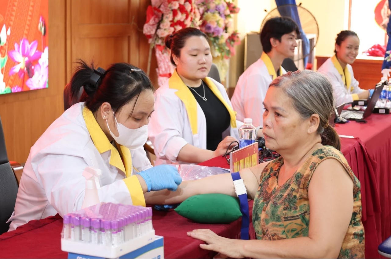 Bảo Hà (Lào Cai) thu nhận mẫu ADN thân nhân liệt sĩ chưa xác định danh tính