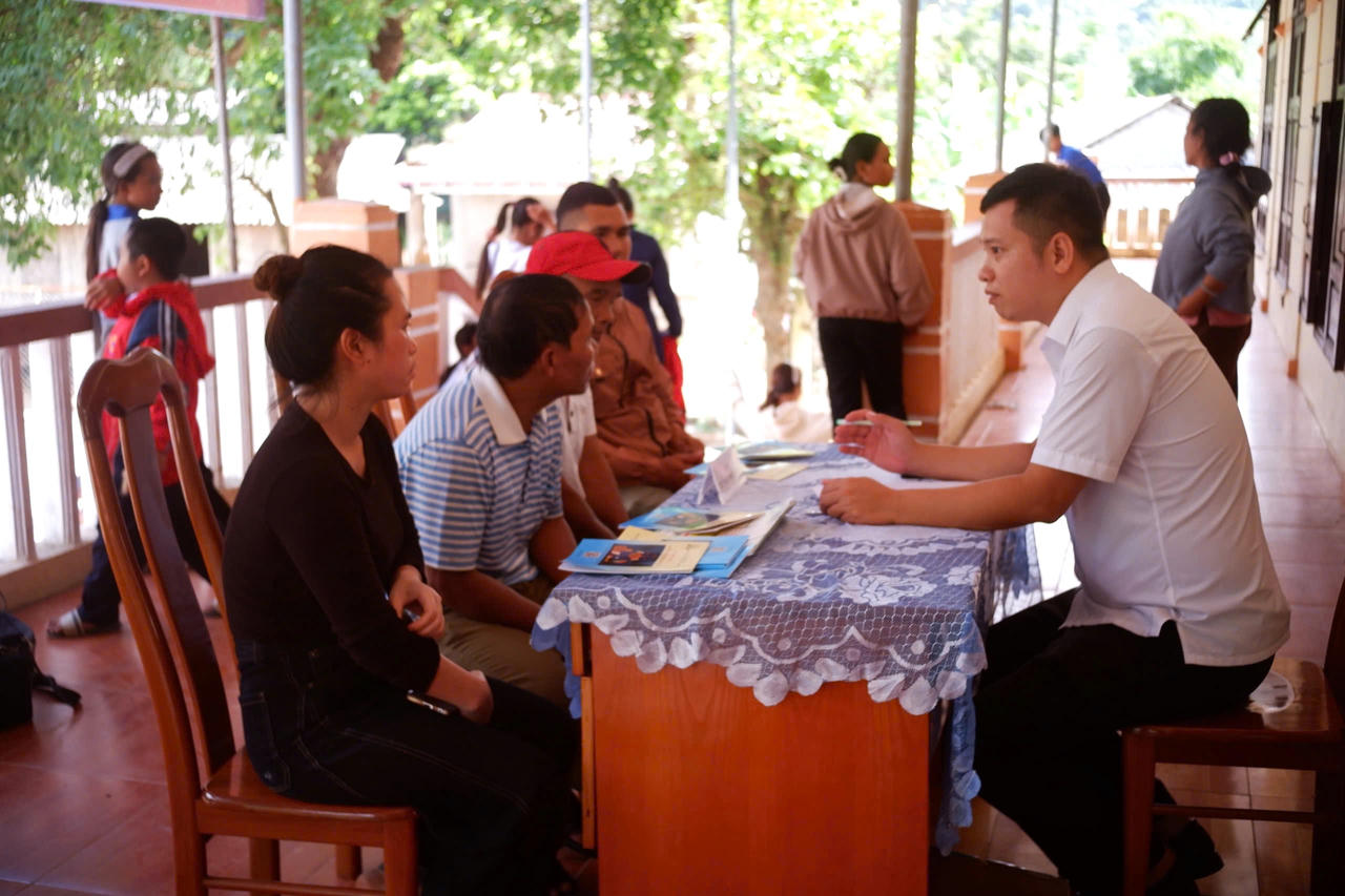 Đưa hoạt động tư vấn, trợ giúp pháp lý về tận cơ sở không chỉ giúp người dân vùng biên tiếp cận pháp luật thuận lợi hơn, mà còn góp phần nâng cao ý thức tự bảo vệ quyền lợi và phòng ngừa những rủi ro pháp lý trong cuộc sống. (Ảnh: M.P)