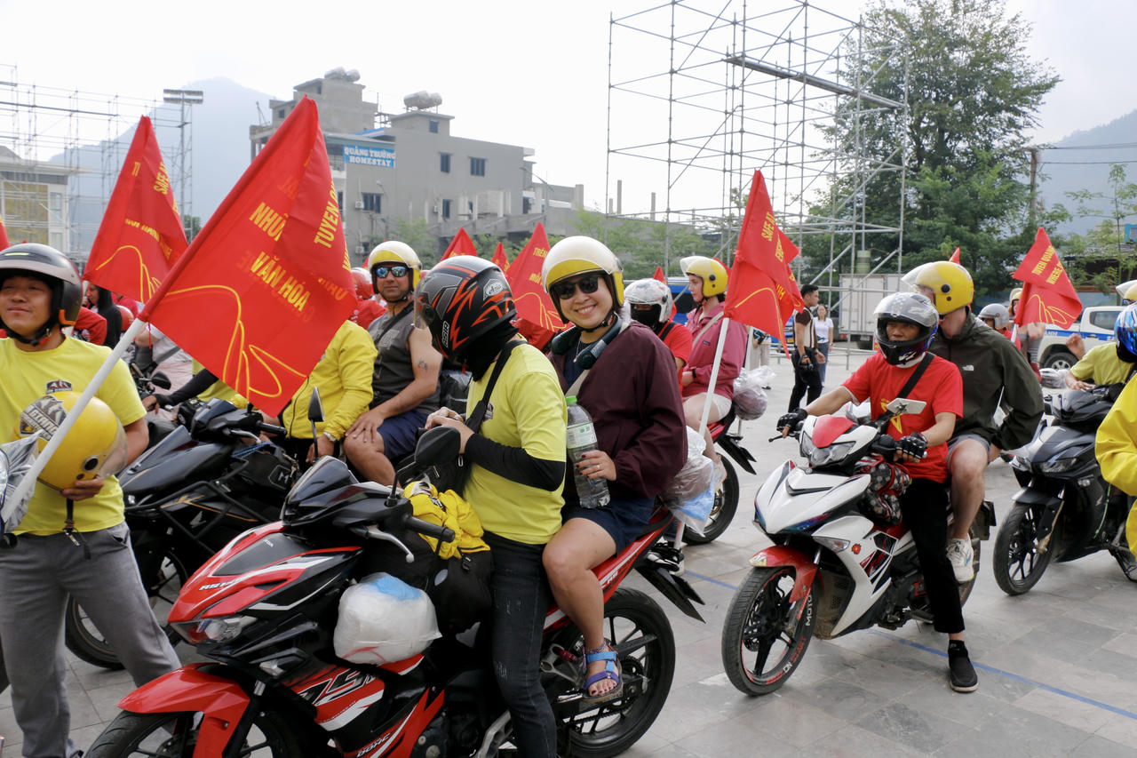 Đoàn 100 mô tô vượt Mã Pì Lèng, đánh thức tiềm năng du lịch vùng cao Tuyên Quang