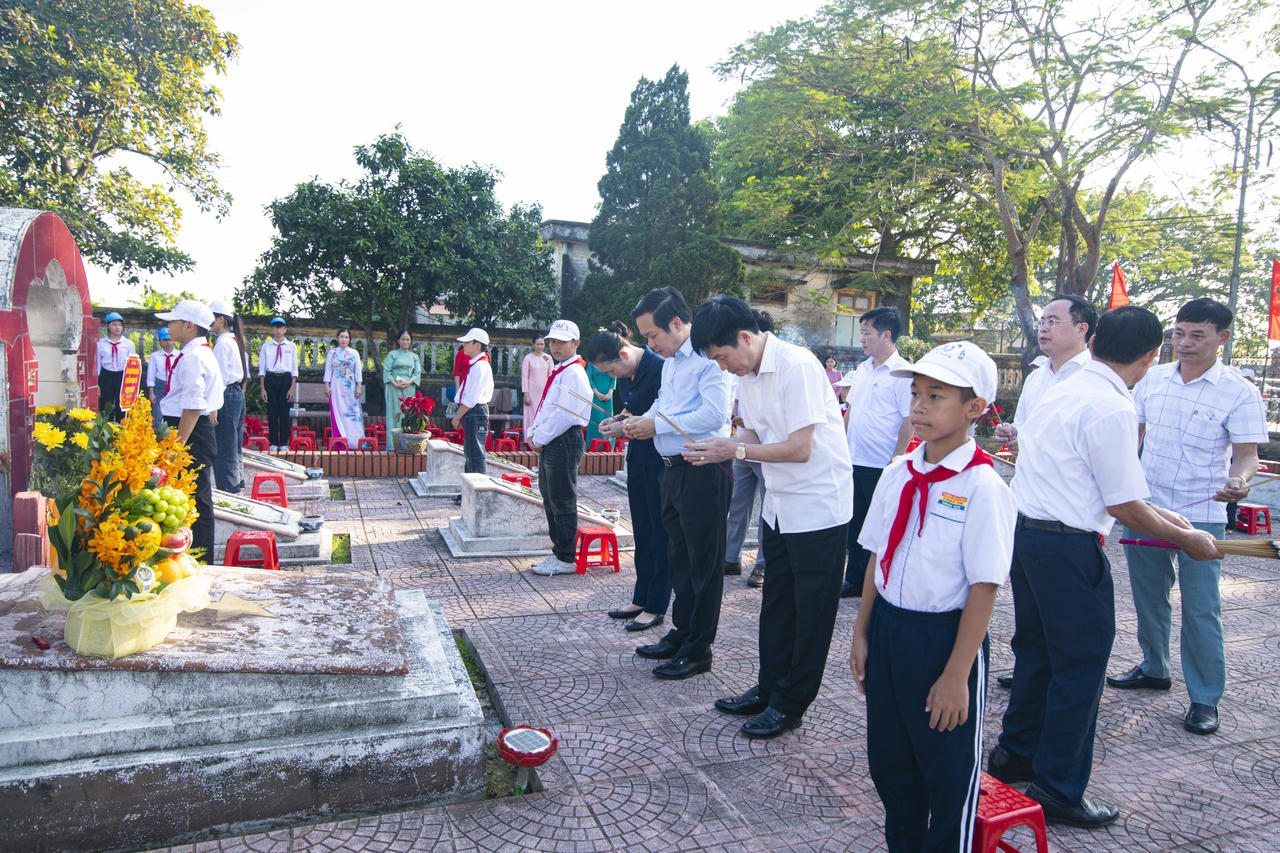 Lớp học "vĩnh hằng" của cô giáo, liệt sĩ Bùi Thị Thanh Xuân và 30 học sinh