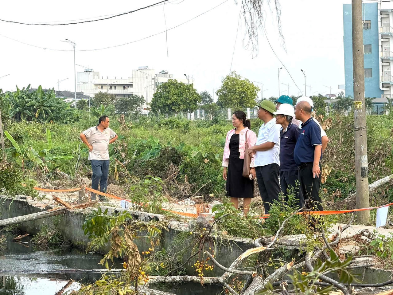Trước yêu cầu về tiến độ dự án, phường An Phong đang tập trung chỉ đạo công tác phá dỡ, vận động người dân khẩn trương di chuyển tài sản và hoàn tất việc bàn giao mặt bằng.  (Ảnh: Đông Bắc)