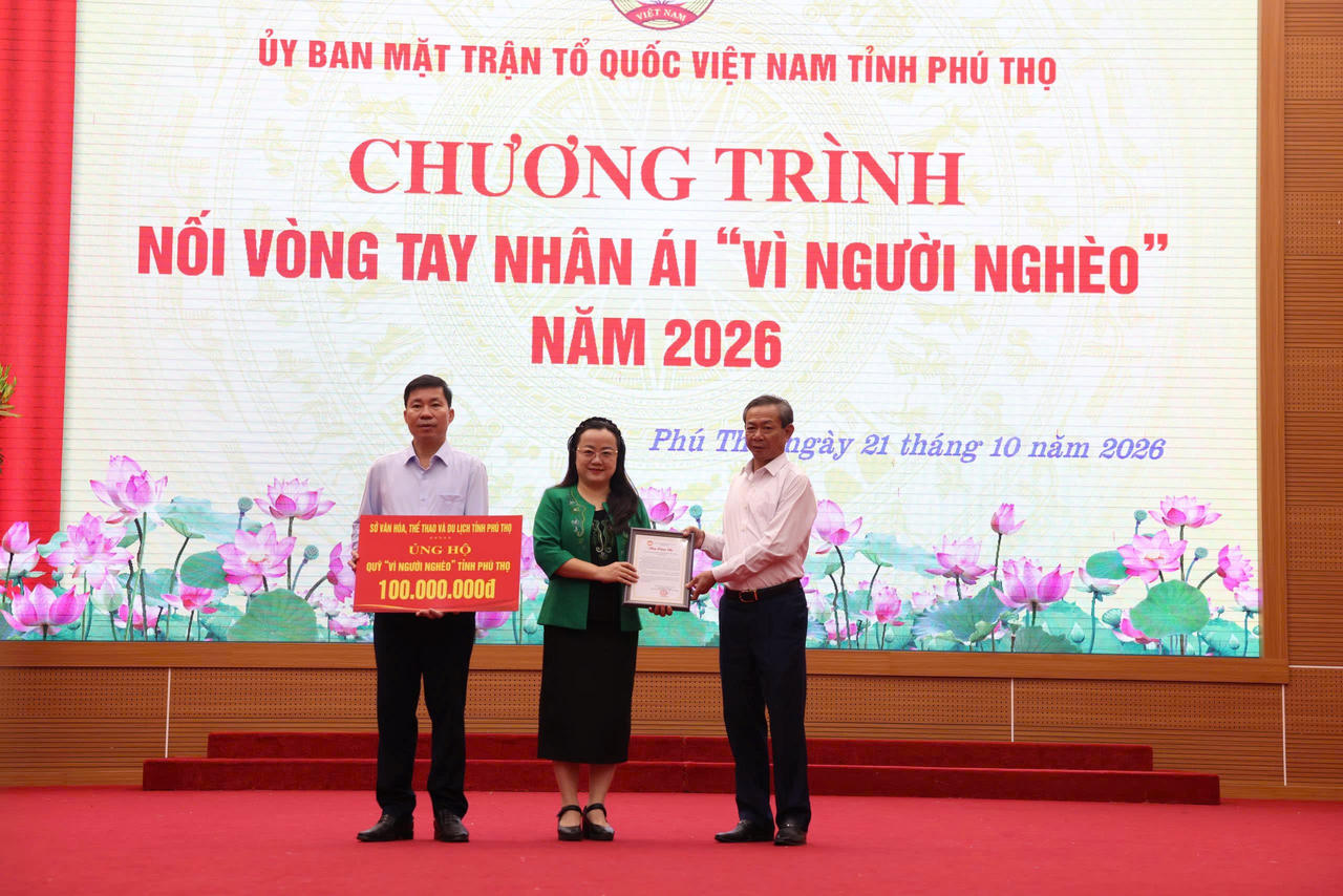 Phú Thọ tiếp nhận 38,7 tỷ đồng ủng hộ người nghèo