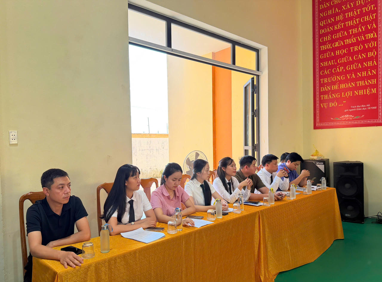 Gần 500 học sinh Quảng Trị dự phiên tòa giả định về bạo lực học đường