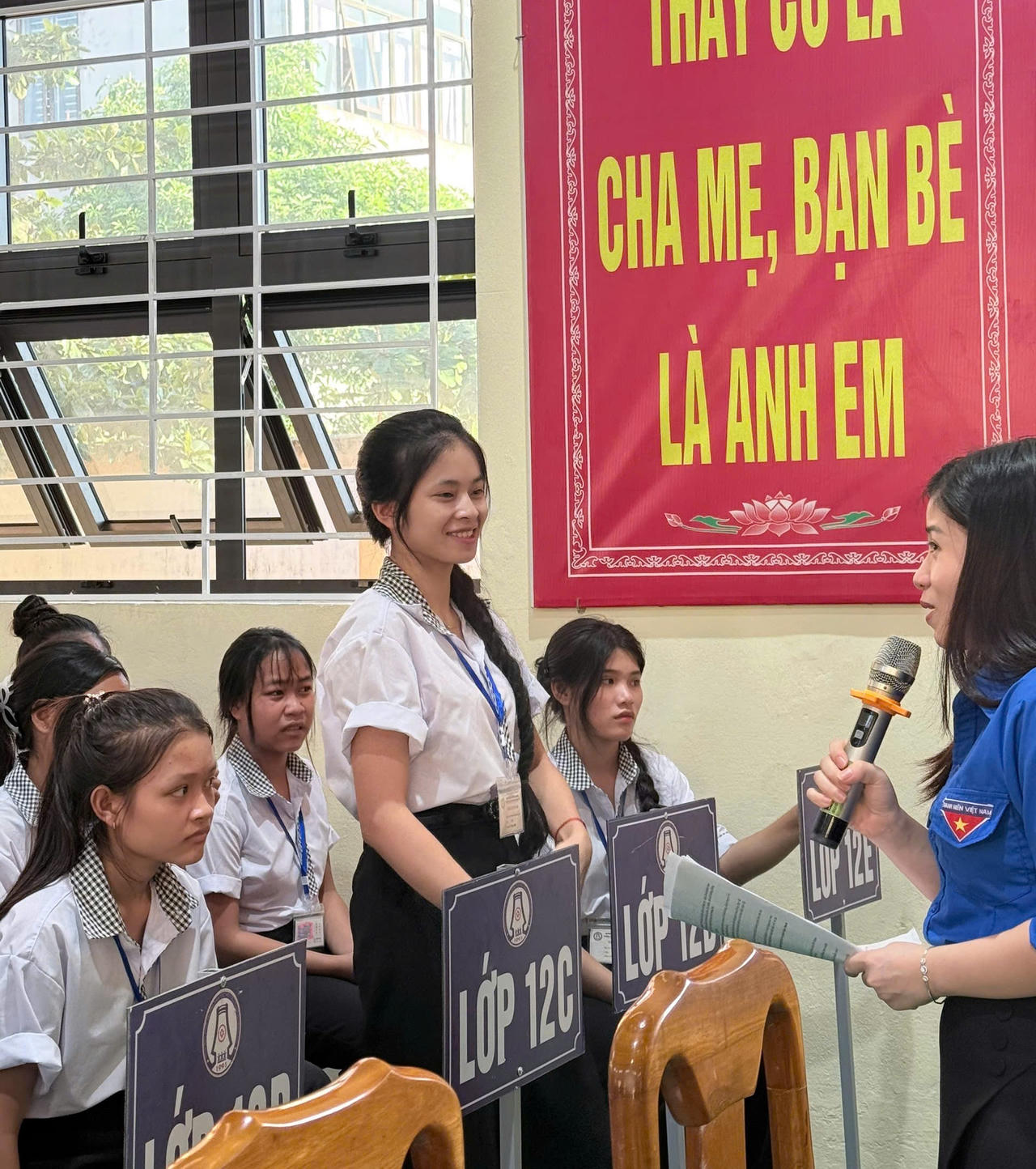 Gần 500 học sinh Quảng Trị dự phiên tòa giả định về bạo lực học đường