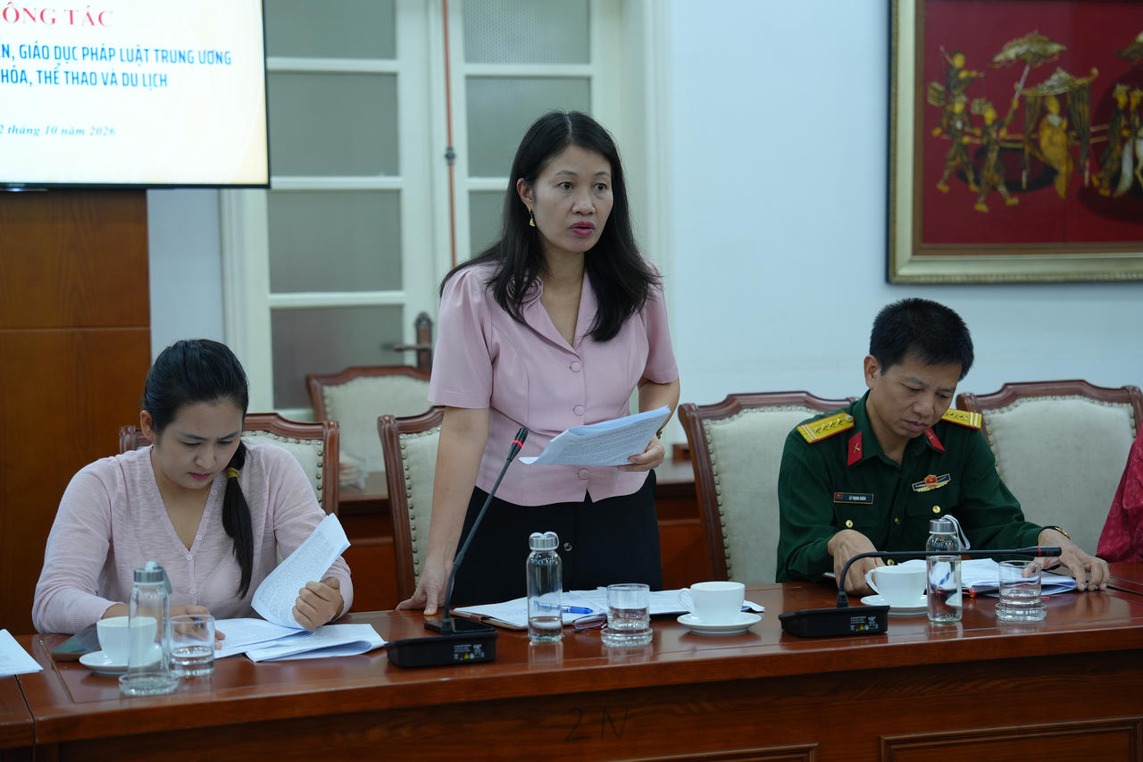 Đưa pháp luật trở thành giá trị cốt lõi cơ bản trong các hệ giá trị văn hoá, con người Việt Nam
