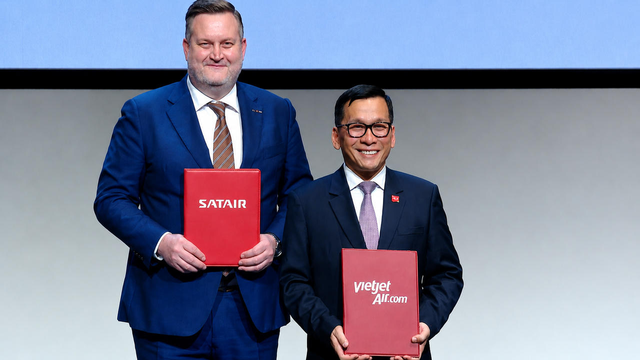  Vietjet và Satair trao MOU chiến lược phát triển chuỗi cung ứng hàng không trong Diễn đàn Doanh nghiệp Việt Nam – Đan Mạch tại Copenhagen.