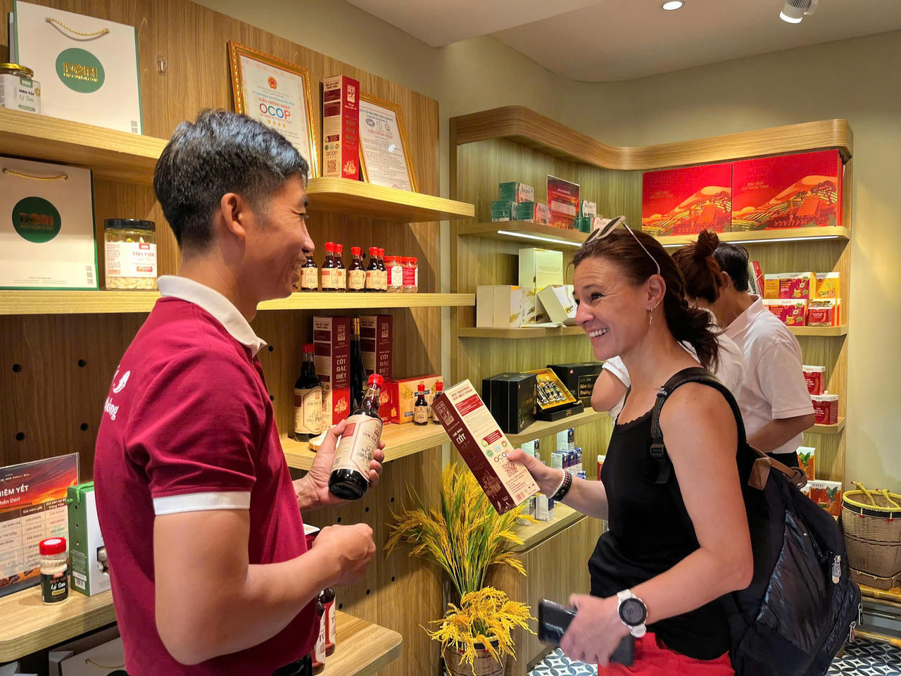 Đoàn Thanh niên chắp cánh tiêu thụ hàng Việt