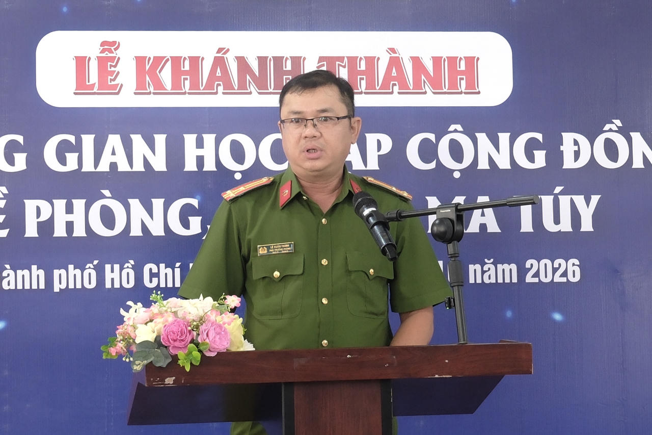 Thượng tá Lê Xuân Thanh, Phó Trưởng phòng Cảnh sát điều tra tội phạm về ma túy, Công an TP HCM phát biểu. Ảnh: TU