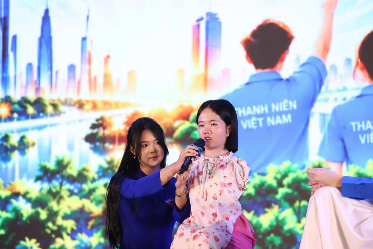 Khởi động từ năm 2020, chương trình “Tỏa sáng Nghị lực Việt” đã tôn vinh 287 thanh niên khuyết tật tiêu biểu và hỗ trợ 14 dự án khởi nghiệp. (Ảnh: Đăng Hải)
