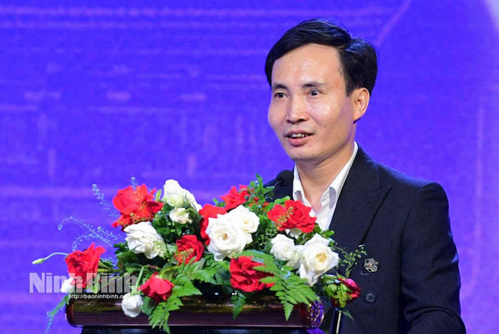 TS. Đỗ Viết Tuân, Trưởng Ban Tổ chức giải phát biểu khai mạc buổi lễ. Ảnh: Báo Ninh Bình