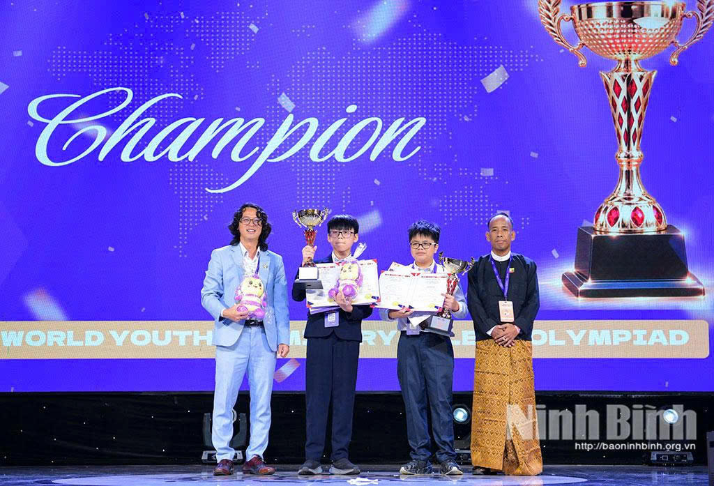 Tổ chức trao giải kỳ thi Olymbic Tài năng hoá học trẻ Thế giới tại Ninh Bình