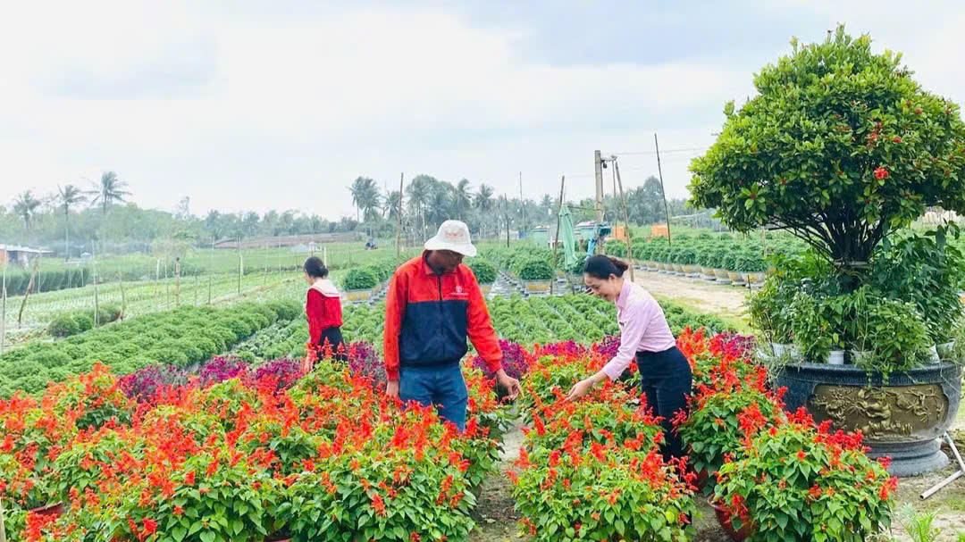 Hoạt động giao dịch của Ngân hàng Chính sách xã hội tại cơ sở góp phần đưa nguồn vốn ưu đãi đến gần hơn với hộ nghèo và các đối tượng chính sách.