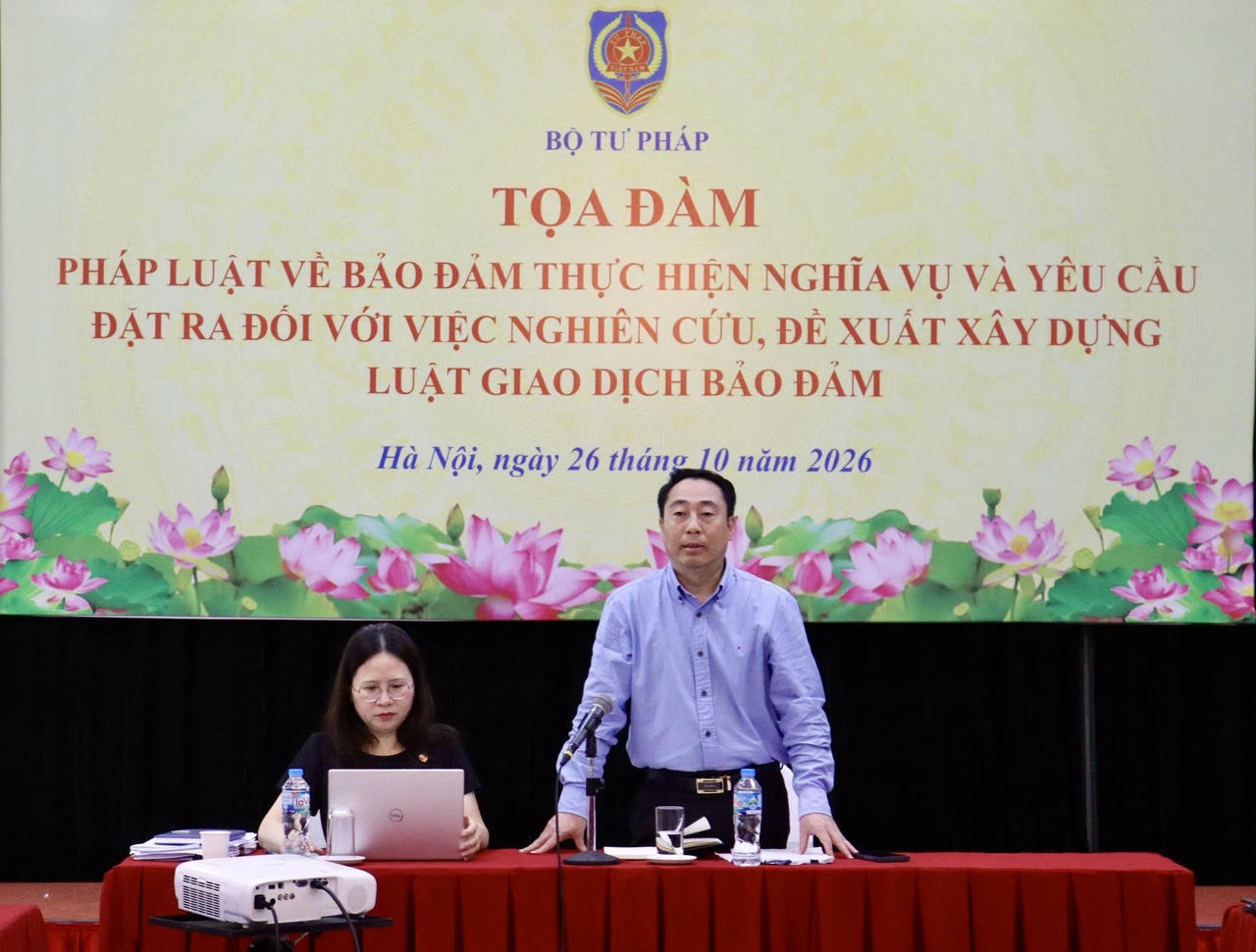 Cục trưởng Cục Đăng ký giao dịch bảo đảm và Bồi thường nhà nước Lê Vệ Quốc phát biểu 