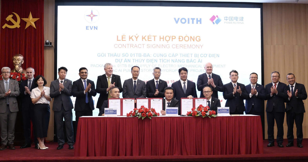Ký kết 2 gói thầu lớn nhất của dự án thủy điện tích năng đầu tiên tại Việt Nam