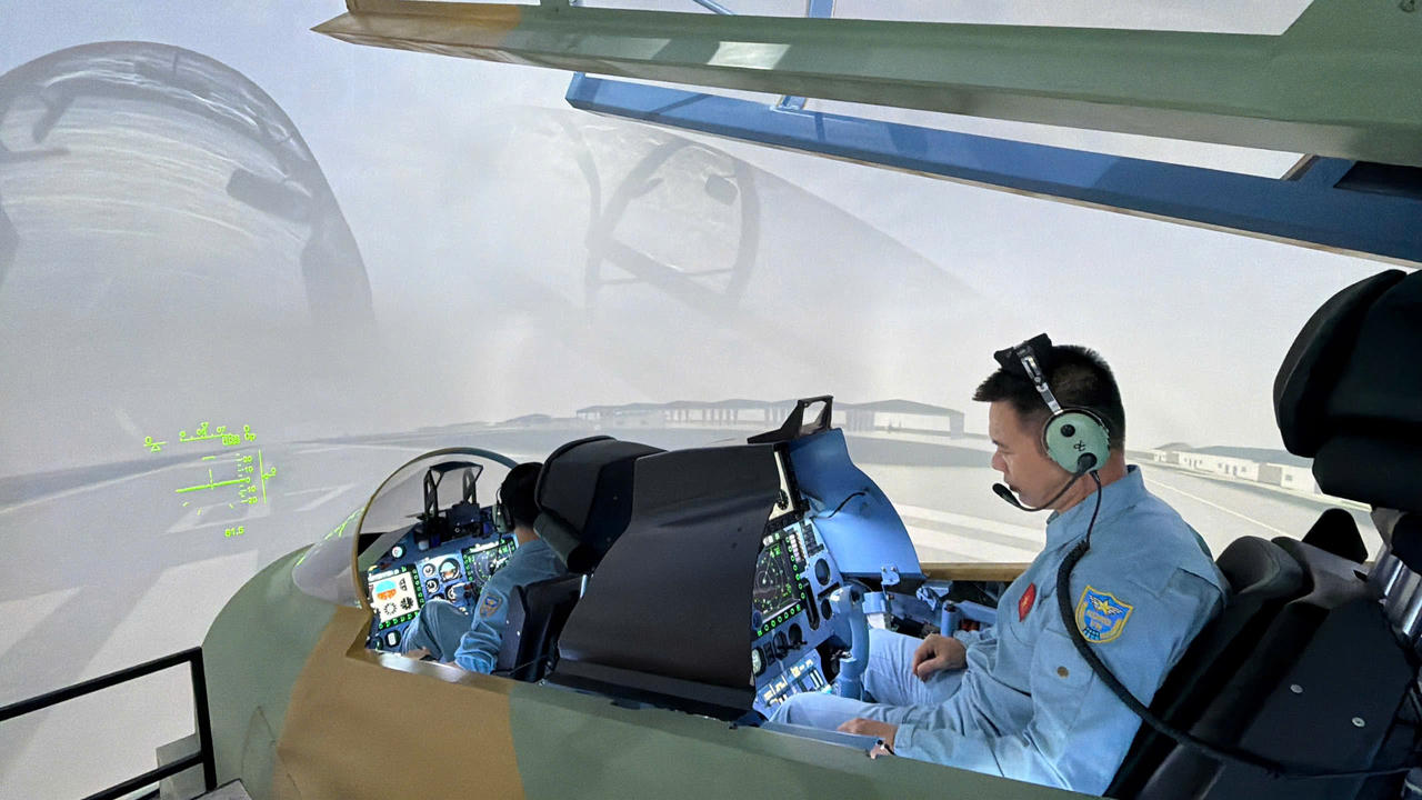 Nội dung thi thực hành bay buồng tập Su-30