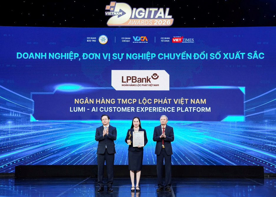 LPBank nhận Giải thưởng Chuyển đổi số Việt Nam 2026 với giải pháp tổng đài AI Lumi
