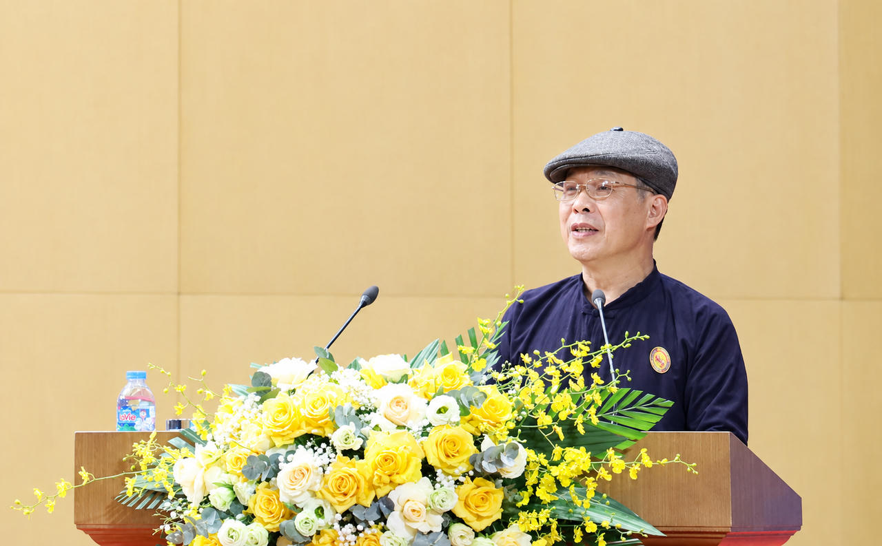 Các đại biểu Người có uy tín tham luận tại Hội nghị (Ảnh:laocai.gov.vn).