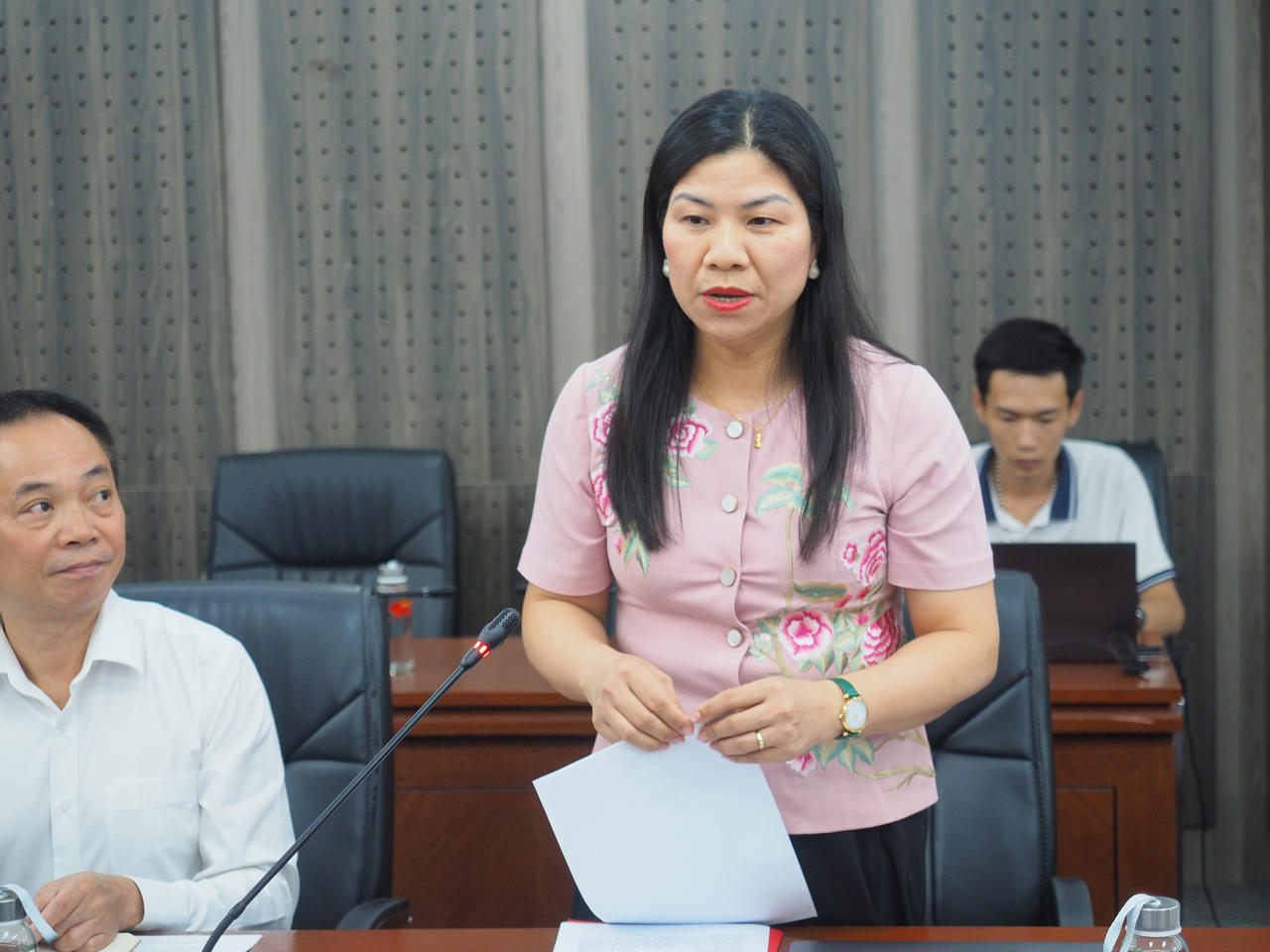 Nâng cao hiệu quả phổ biến, giáo dục pháp luật cho đồng bào dân tộc thiểu số và miền núi