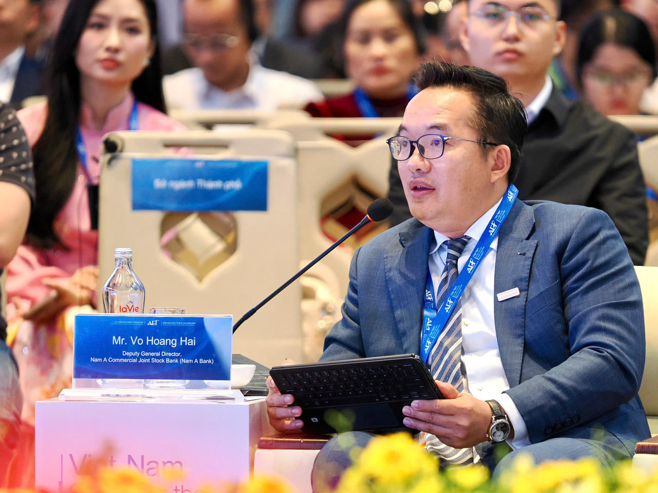 Ông Võ Hoàng Hải – Phó Tổng giám đốc Nam A Bank đã chia sẻ giải pháp khơi thông nguồn lực tài chính cho phát triển bền vững.