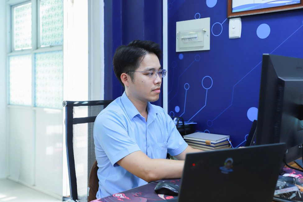 Anh Nguyễn Ngọc Tường Bách.
