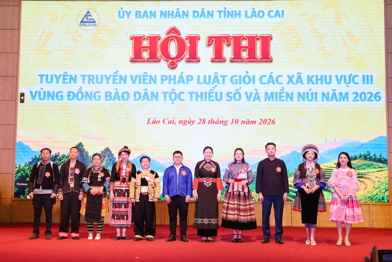 11 Đội thi tham gia Hội thi “Tuyên truyền viên pháp luật giỏi các xã khu vực III vùng đồng bào dân tộc thiểu số và miền núi” năm 2026 (Ảnh: laocai.gov.vn).