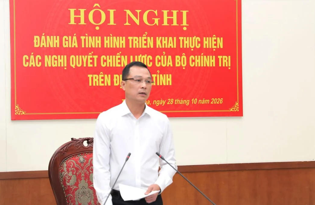 Chủ tịch UBND tỉnh Thanh Hóa Tô Anh Dũng yêu cầu rõ trách nhiệm, rõ sản phẩm khi thực hiện nghị quyết chiến lược (Ảnh: PS).