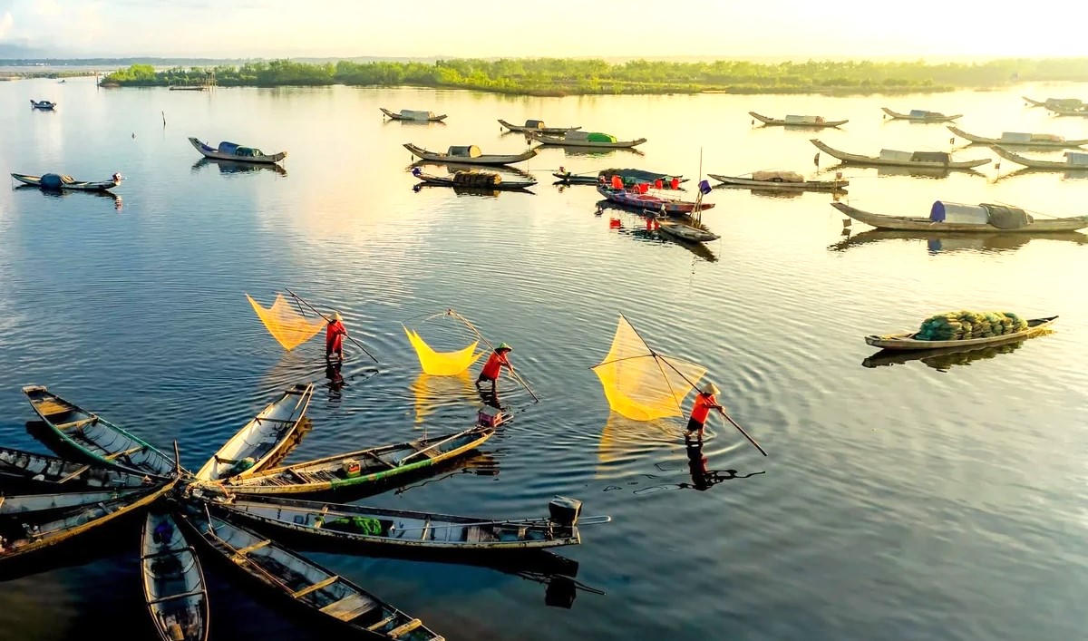 Một góc đầm phá Tam Giang - Cầu Hai.