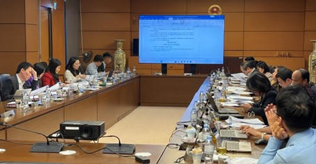 Cuộc họp tại Ủy Ban Thường vụ Quốc hội về Luật Bảo hiểm tiền gửi.