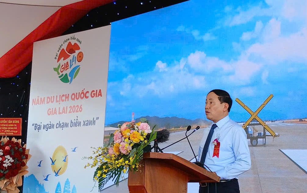 Ông Phạm Anh Tuấn - Chủ tịch UBND tỉnh Gia Lai phát biểu tại buổi lễ. (Ảnh: ĐP)