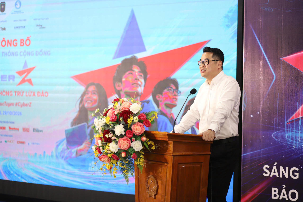 Ông Vũ Duy Hiền - Phó Tổng Thư ký kiêm Chánh Văn phòng Hiệp hội An ninh mạng quốc gia phát biểu tại chương trình. (Ảnh: NCA)