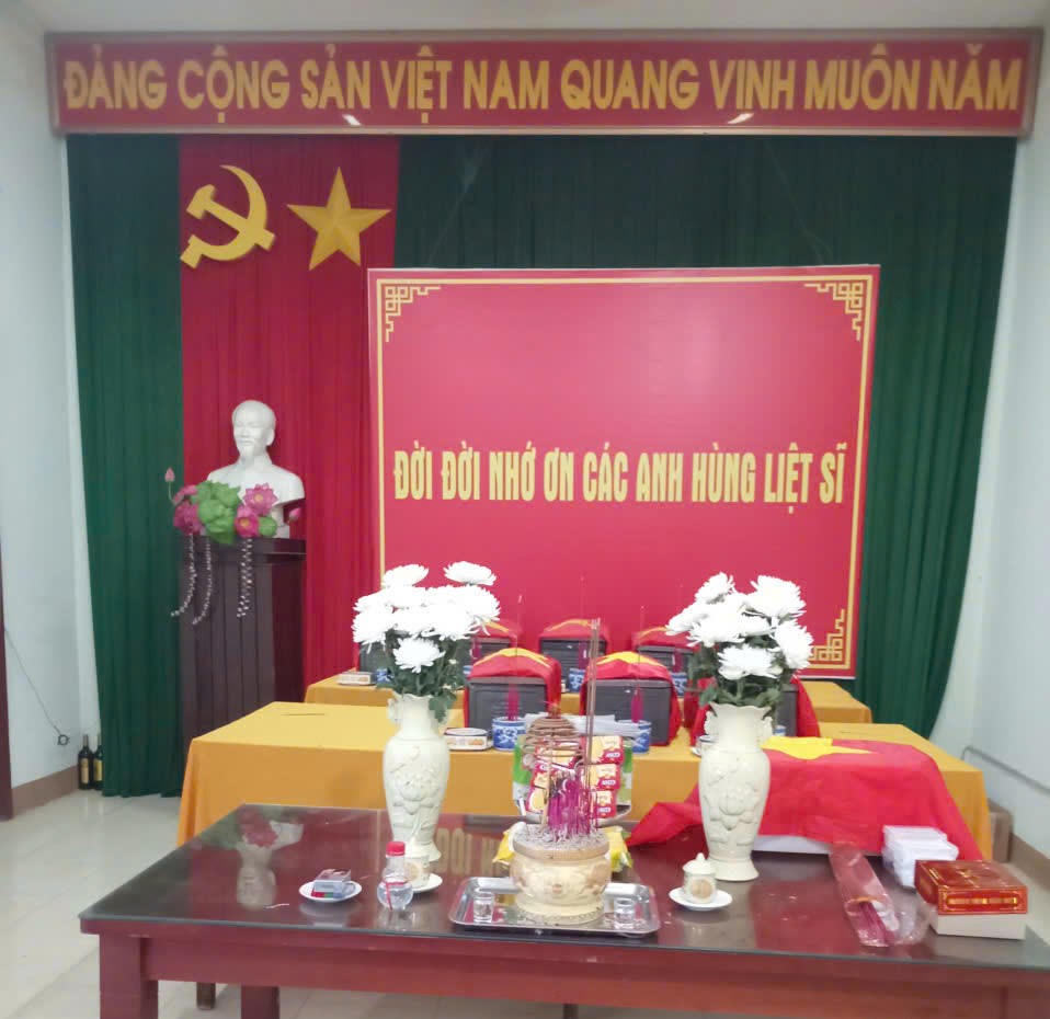 Các hài cốt liệt sĩ đã được đưa về quàn tại đơn vị Đội tìm kiếm, quy tập hài cốt liệt sĩ số 2, Phòng Chính trị, Bộ CHQS tỉnh. (Ảnh: Bộ CHQS tỉnh Quảng Trị)