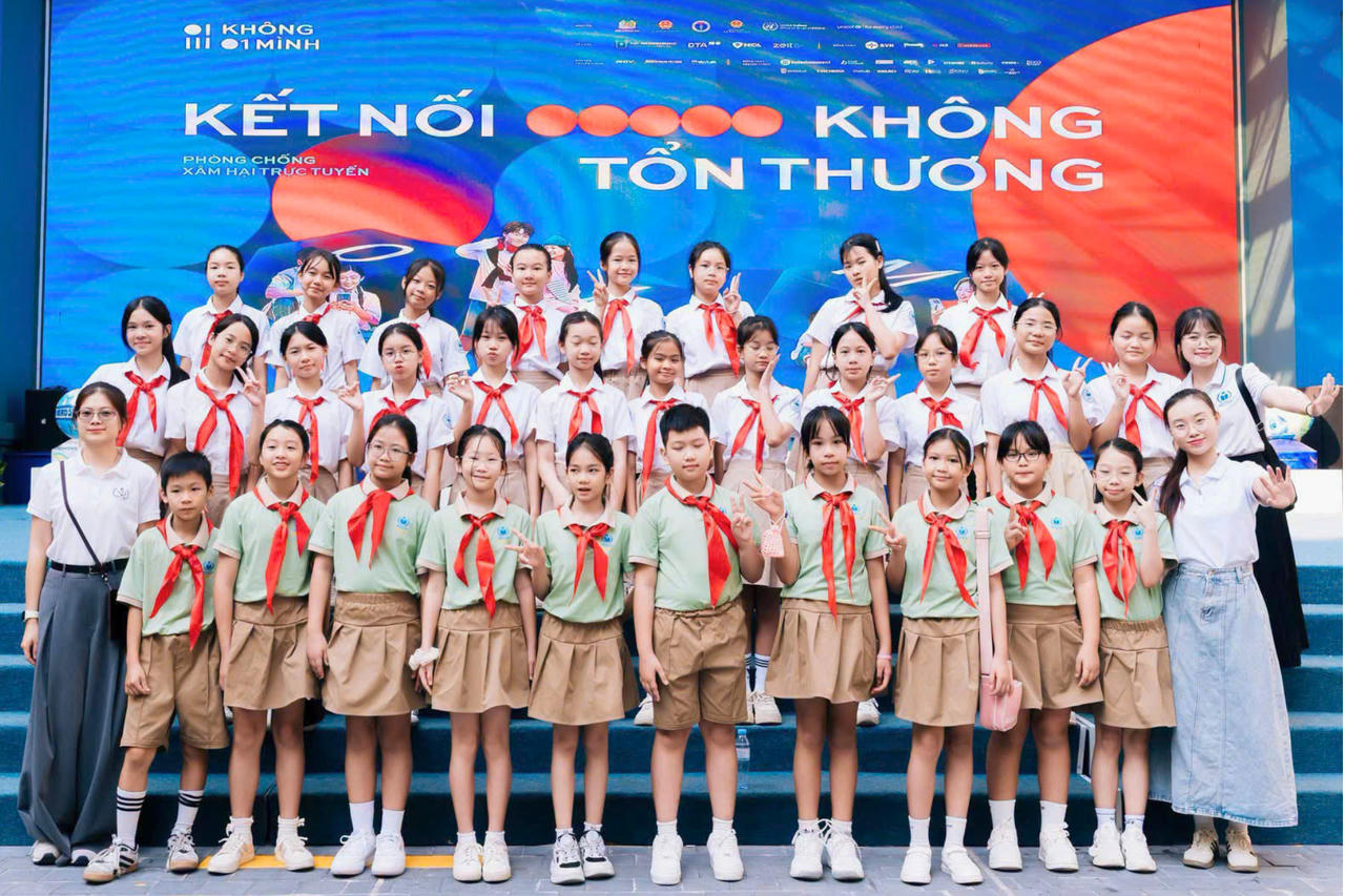 Từ tháng 9/2026, Vinamilk chính thức trở thành thành viên Liên minh Niềm tin số và đồng hành cùng chiến dịch truyền thông “Không một mình” (Ảnh: Minh Anh).