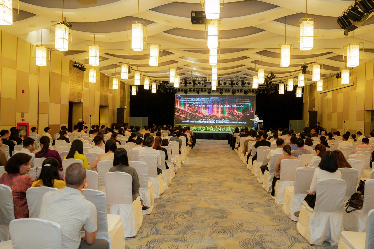 Quang cảnh hội nghị (Ảnh: L.Hoàng)