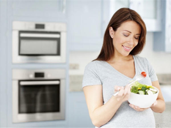 Làm thế nào để giảm thiểu tác dụng phụ khi uống viên Sắt ?