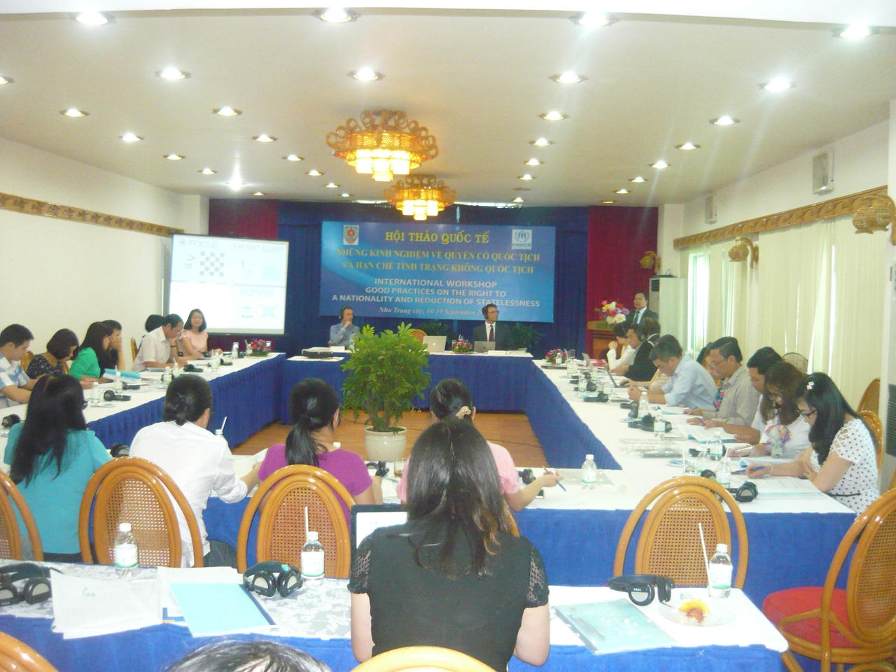  Hội thảo quốc tế về quyền có quốc tịch và hạn chế tình trạng không quốc tịch.
