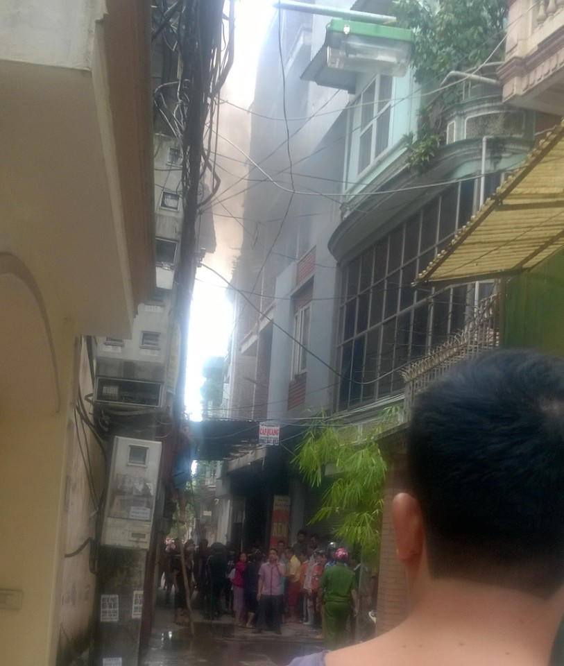 Cháy tại nhà trọ sinh viên ở Cổ Nhuế, Hà Nội