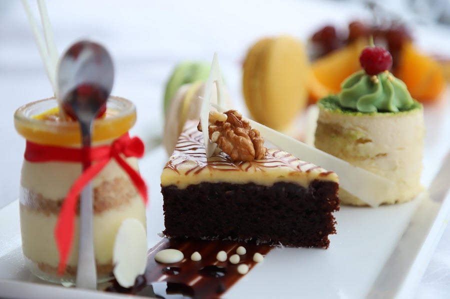 Sun World Ba Na Hills: Lên cáp giờ vàng, miễn phí bữa tối 