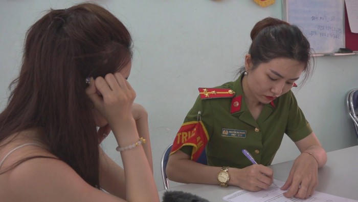 Lộ bằng chứng được cho là Thư Dung ở khách sạn, quản lý nói gì?