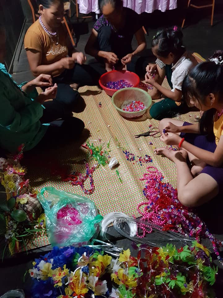 Chuyện hiếm có trong đám cưới cô dâu 61 tuổi, chú rể 26 tuổi