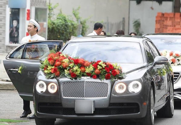 Lan Khuê ngập tràn hạnh phúc trong ngày đính hôn với bạn trai doanh nhân