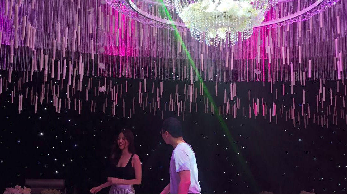 Lan Khuê và John Tuấn Nguyễn hạnh phúc chuẩn bị cưới