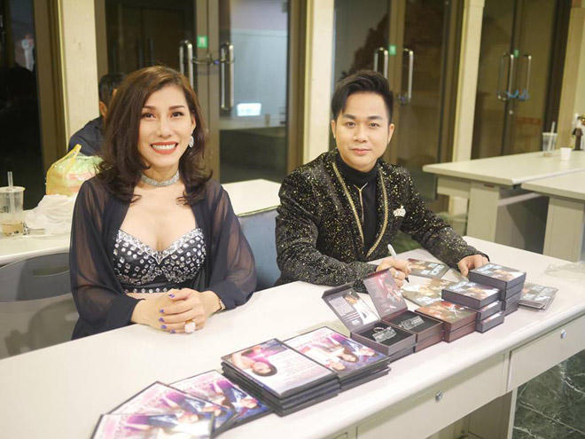 'Thánh nữ Bolero dance' Ivy Trần bị nổ túi ngực trên máy bay